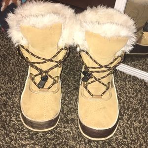 Sorel winter fashionable boots